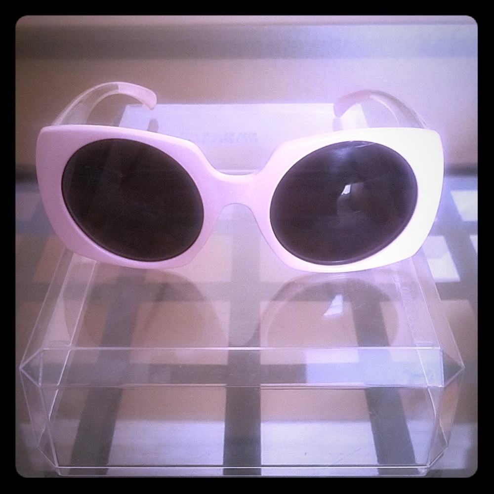 Italian made: Pink & Clear Sunglasses